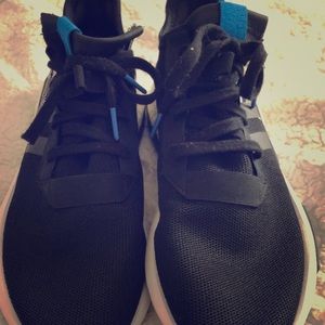 Adidas point of deflection